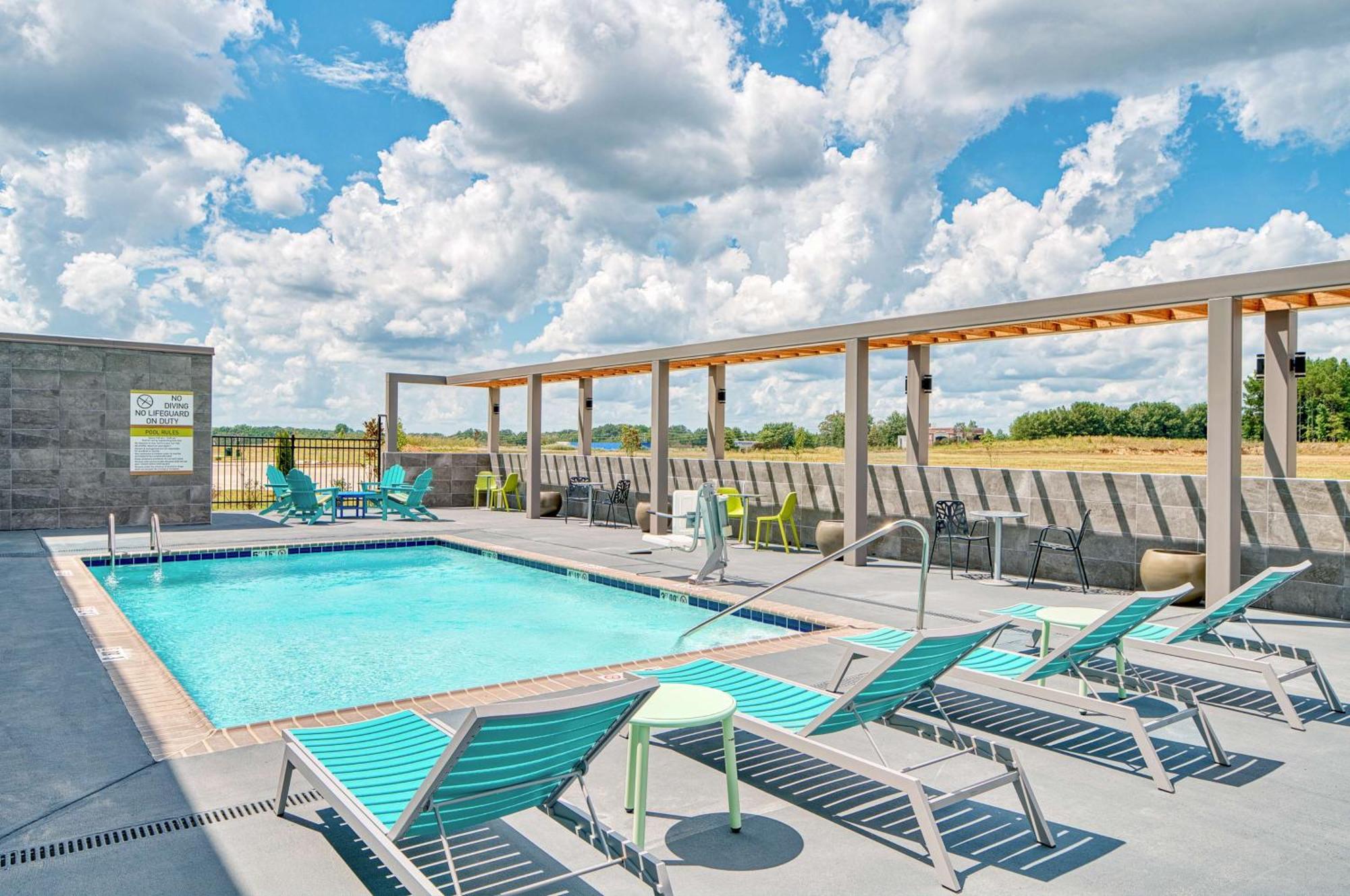 Home2 Suites By Hilton Batesville Eksteriør billede